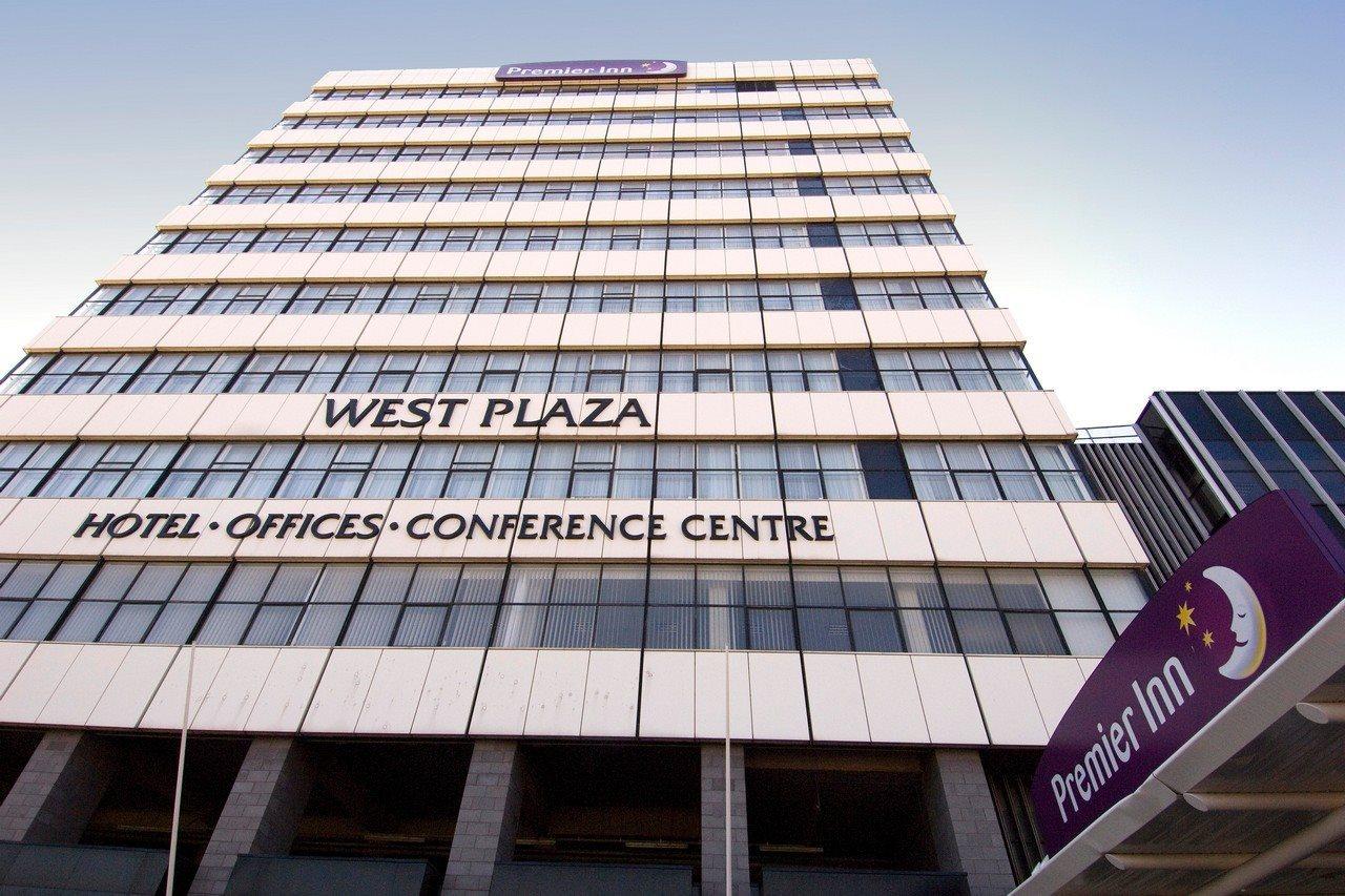 Premier Inn West Bromwich Central エクステリア 写真